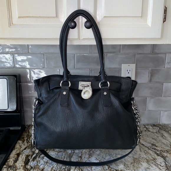 Michael Kors black tote - Picture 1 of 13